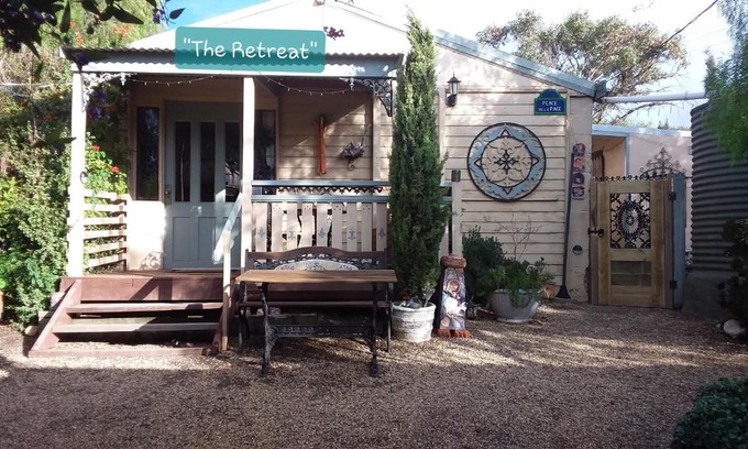 Northern Heights Bed & Breakfast | A La Folly The Retreat