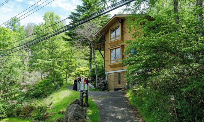 Chino House | A large mansion on the Tateshina Plateau Covered /Chino Nagano