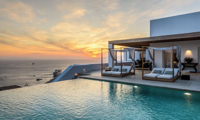 Tourlos Villa | A Luxurious Retreat with sea view in Mykonos!