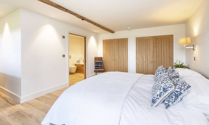 Sutton Mandeville House | A Luxury and exclusive converted barn and courtyard in the countryside