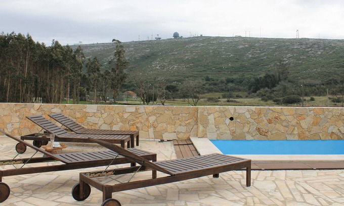 Lamas Villa | A Montejunto Villa - Casa do Mocho w/ shared outdoor pool, Free WiFi