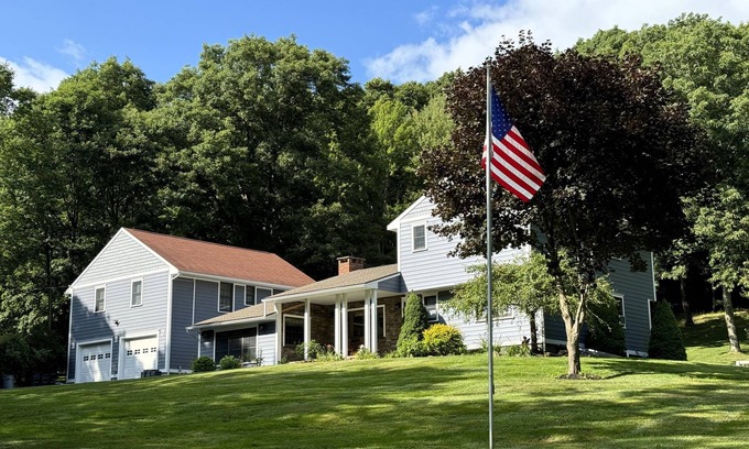 Milford House | A Newer Modern Countryside Family Retreat - 1 Mile from Cooperstown Dreams Park