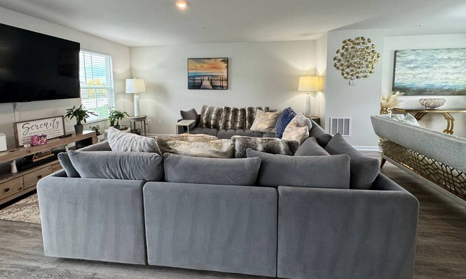 Taneytown House | A private, calm and stylish-comfortable rooms