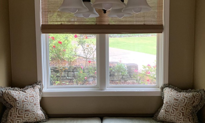 Ferndale Apartment | A QUIET RETREAT IN THE WOODS JUST A FEW MINUTES FROM THE CITY.