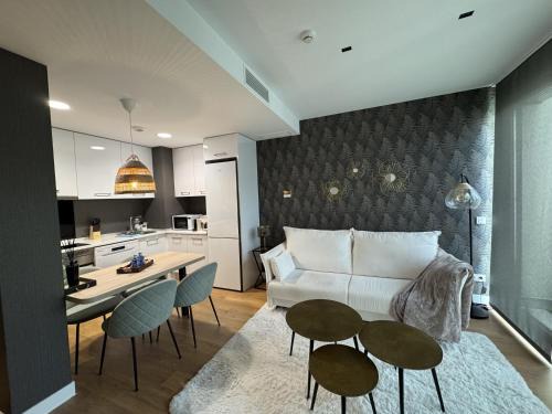 San Sebastian de los Reyes Apartment | A&R Suite Ejecutiva Montes de Oca