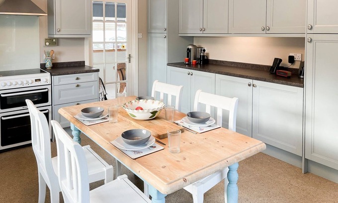 Ballindalloch Cottage | A real gem of a cottage, set down a quiet road in the heart of Whisky Country.