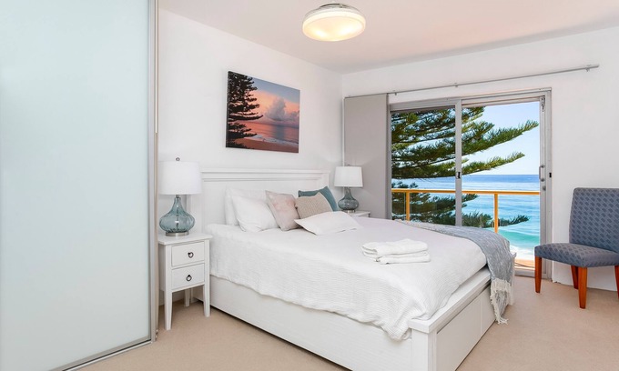 Narrabeen Apartment | A slice of heaven on Narrabeen Beach