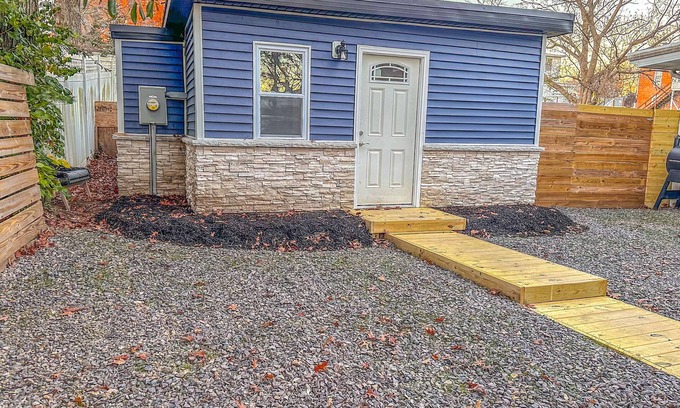 Carlinville Apartment | A small town hidden gem. You feel like a kid again when you enter the HiDeAwAy.