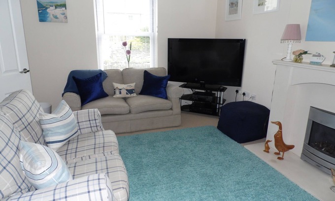 Lelant House | A Splendid Holiday House, With Pretty Garden, Parking & near to St Ives