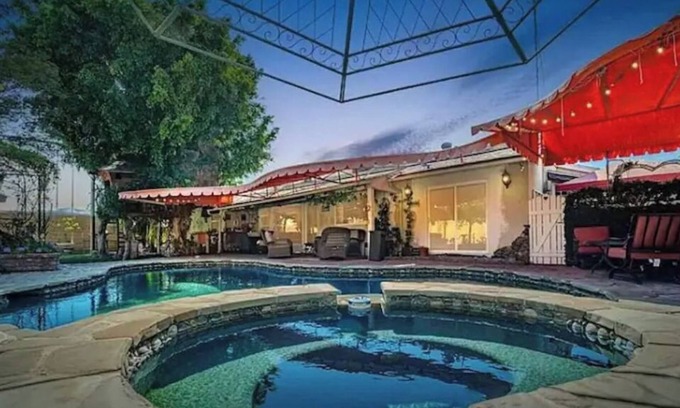 Whittier House | A Sweet Retreat /LA Attractions/Disney/Beaches