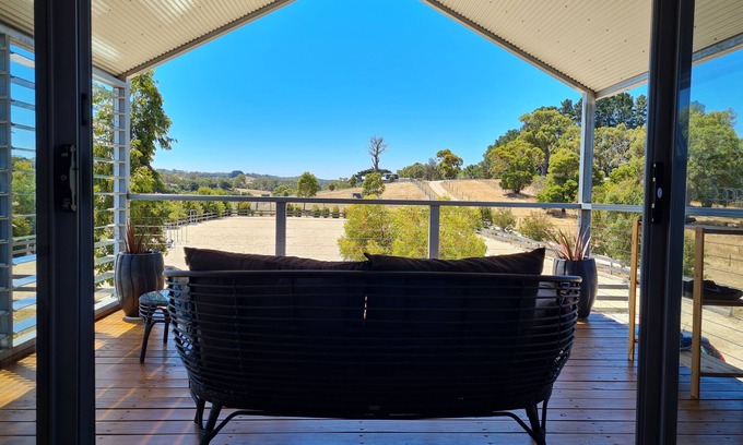 Echunga Apartment | A Taste of Country Life!