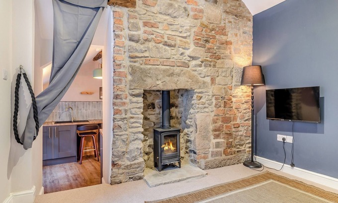Chapel en le Frith Cottage | A unique opportunity to stay in a beautifully converted bank, now a high end restaurant.