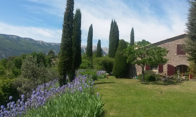 Savoillan House | A unique place facing Mont-Ventoux