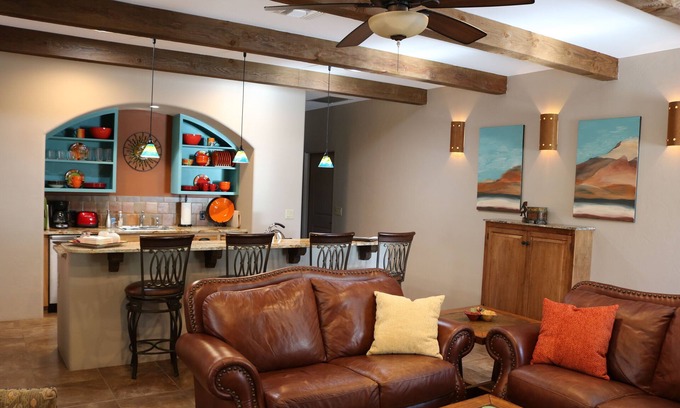 Tucson House | A very, very, very fine house!