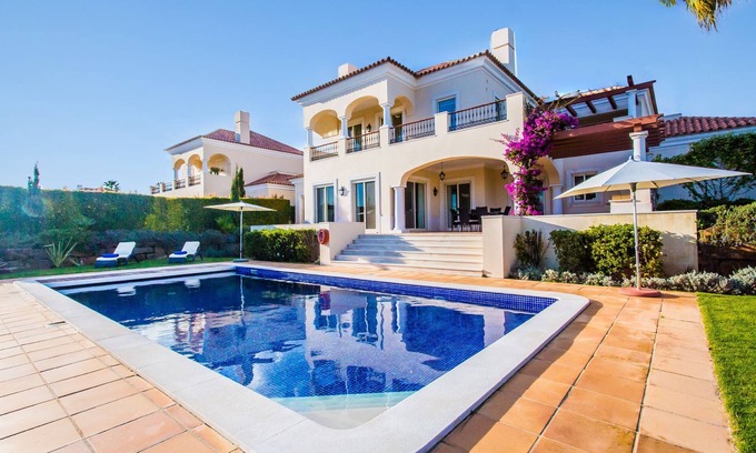 Vila Nova De Cacela Villa | A villa where comfort meets elegance in the Algarve.