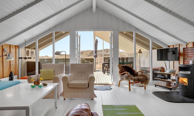 Sonderho House | A welcoming vacation home in an ideal location surrounded by dunes.