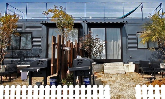 Kamiamakusa House | A1 The sea is in front of you A container hous /Kamiamakusa Kumamoto