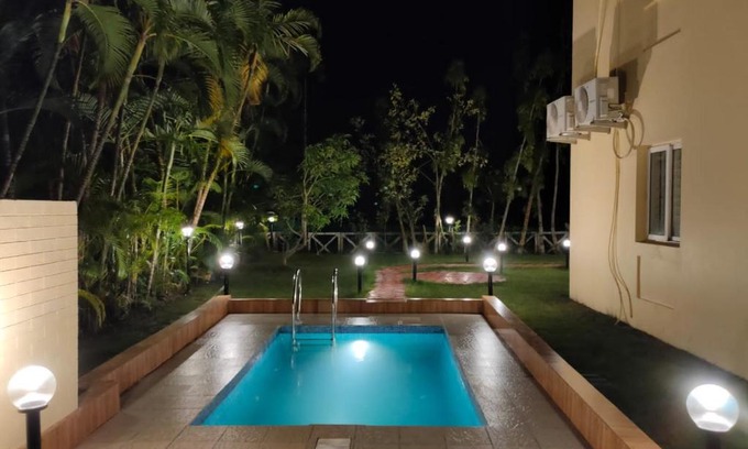 Raichak House | Aahana