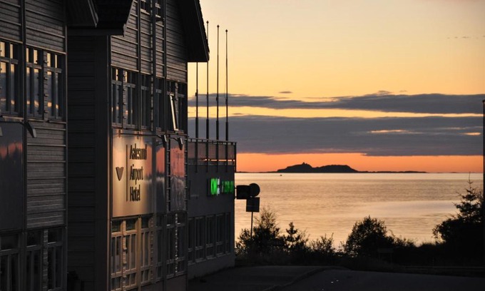 Valderoy Hotel | Aalesund Airport Hotel
