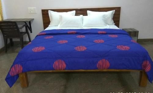 Vijayanagar 1st Stage House | Aashraya Homestay