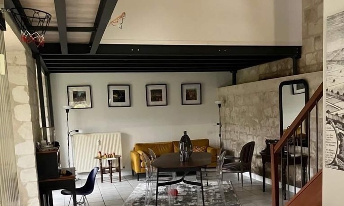 Crouy-Saint-Pierre House | Abbaye du Gard, Triplex