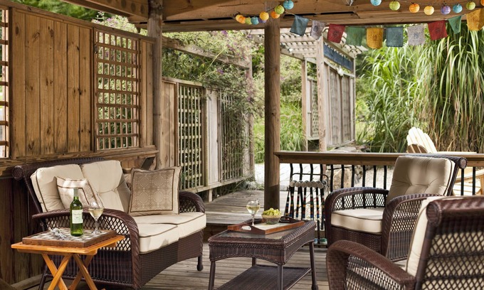 Ledyard Bed & Breakfast | Abbey's Lantern Hill Inn