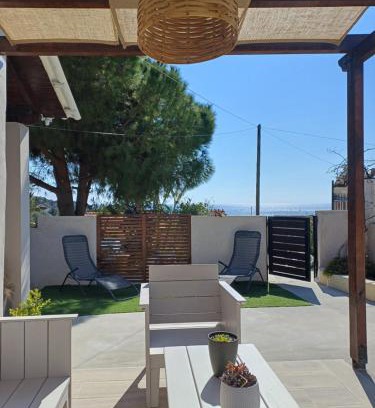 Paramonas House | Abelaki Holiday Home