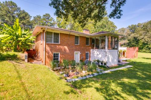 Stone Mountain Apartment | about 13 Mi to Atlanta Private Stone Mountain Getaway