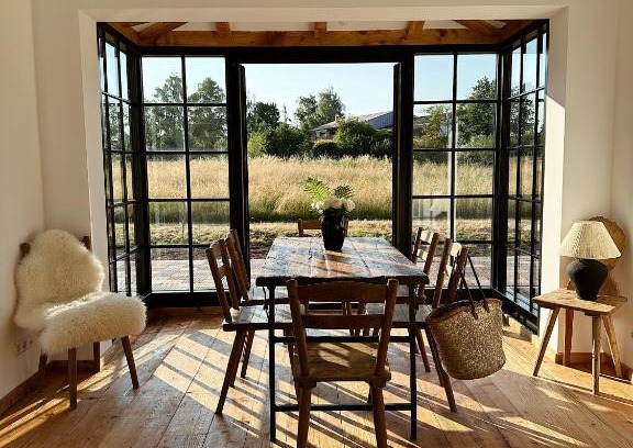 Schechen House | Abrahams Bayr Cottage