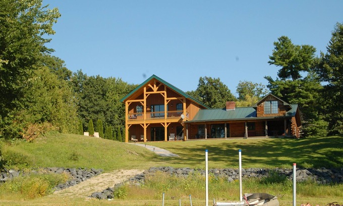 Moriah Center Cottage | Absolutely Fantastic Family Vacation Spot - Fox Meadow Lakefront
