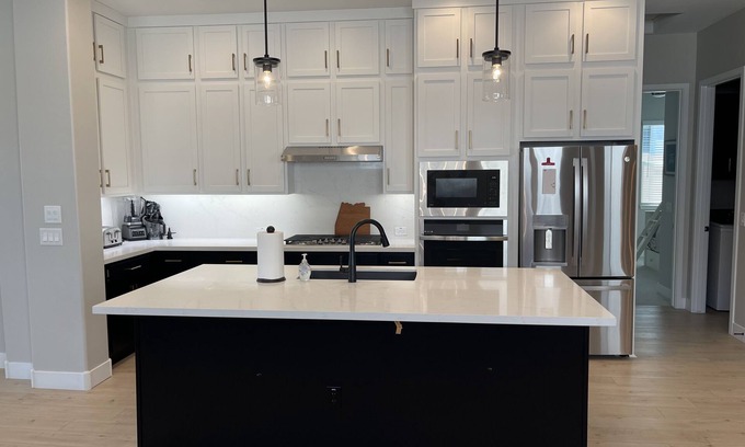 Maricopa County House | Absolutely stunning brand new home in Litchfield Park, close to Verrado area!