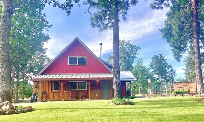 Goldendale Apartment | Abundant Activities for Adventures People
