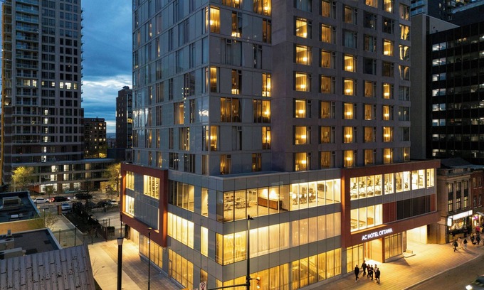 Downtown Ottawa Hotel | AC Hotel BY Marriott Ottawa Dwtn