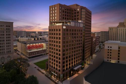 Main - Military Plaza Hotel | AC Hotel by Marriott San Antonio Riverwalk