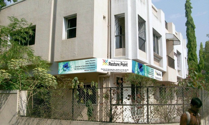 Kothrud House | AC Studio Room ! Comfortable stay in heart of city!