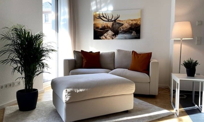 Heppenheim Apartment | Acapella Suite Adagio - exclusive 54sqm suite/directly on the vineyard/Netflix incl
