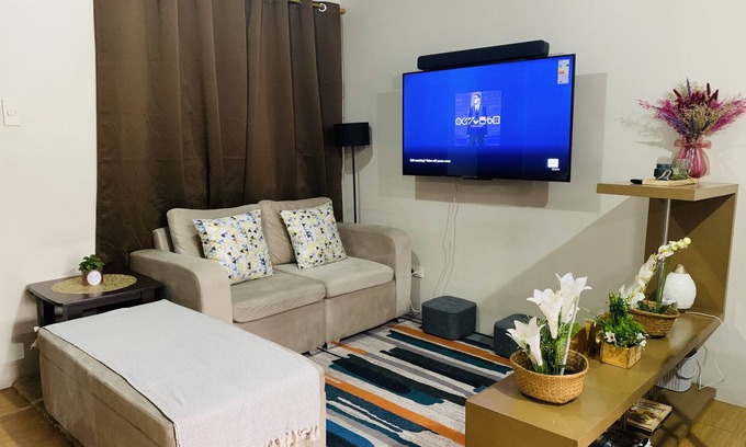 Santolan Condo | *Accessible 2BR condo close to SM Marikina/LRT 2*