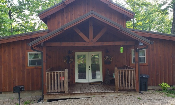 Frenchburg Cabin | ACE HIGH Cabin- RRG- Hot Tub