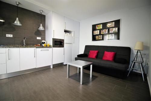 San Julian Apartment | Acogedor Apartamento con Patio en el Corazón de Sevilla , Junto a Plaza San Marcos