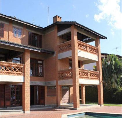 Carapicuiba Villa | Aconchegante e ampla casa na Granja Viana