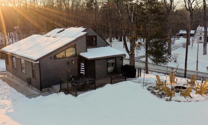Cairo House | Acorn Lodge - Luxury Cabin, Catskills, Windham Mountain, Hunter Mountain