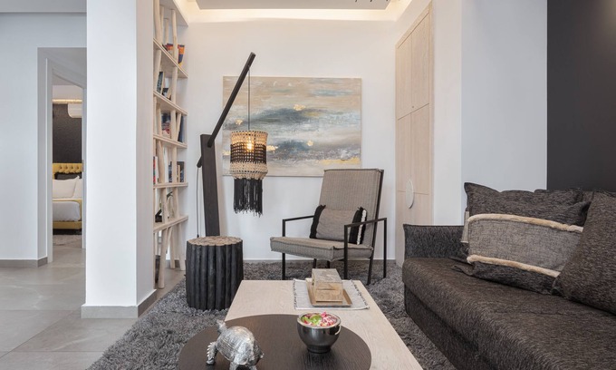 Koukaki House | Acropolis Luxury Living