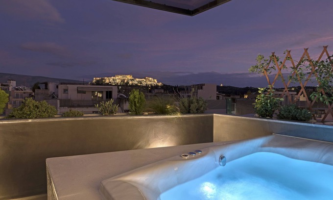 Psirri Apartment | Acropolis View Jacuzzi Apartment