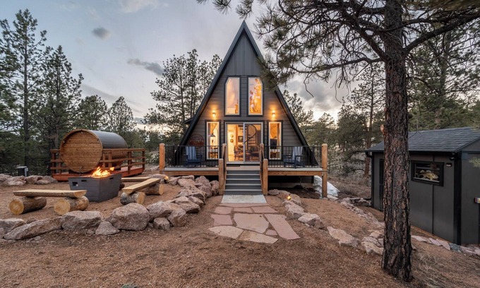 Florissant House | Acute Cabin