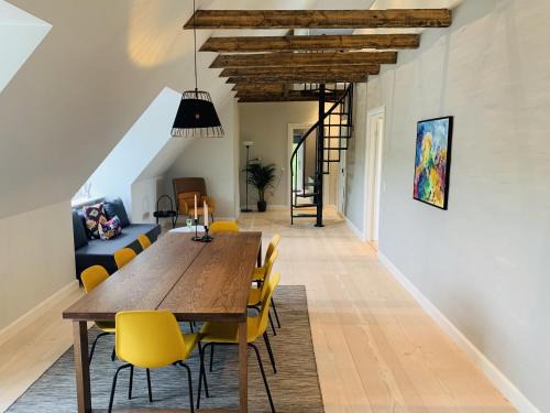 Aalborg Apartment | aday - 3 bedroom - Modern Living Apartment - Aalborg Center