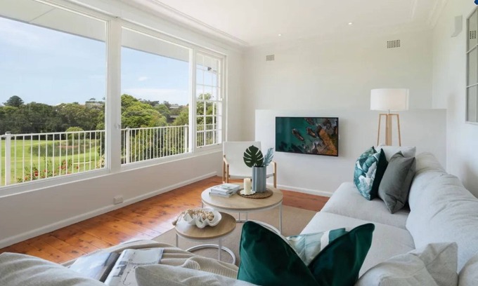 Kiama Downs House | Adelong - golf and beach lover’s dream