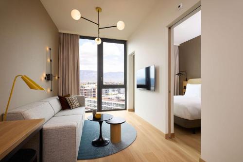 Cointrin Apartment | Adina Apartment Hotel Geneva