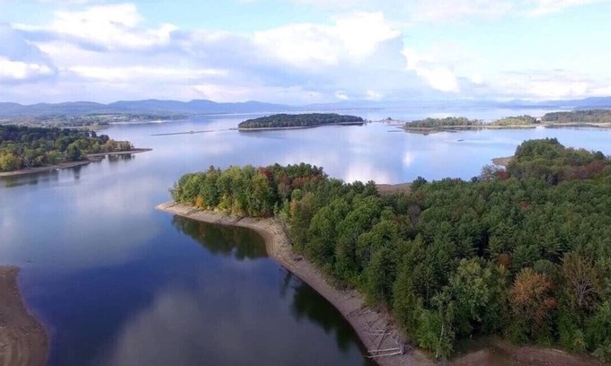 Gloversville Apartment | Adirondack Spirit