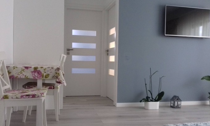 Selimbar House | Adma apartment - shopping centre