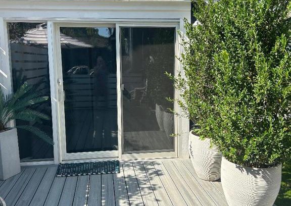Queens Apartment | Adorable 1 bedroom cottage